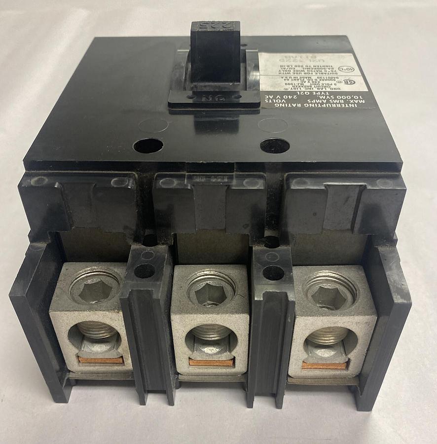 Square,D MJ-1999 Q2L3225B11AB,Circuit Breaker 225A 240V 3 Pole NOS