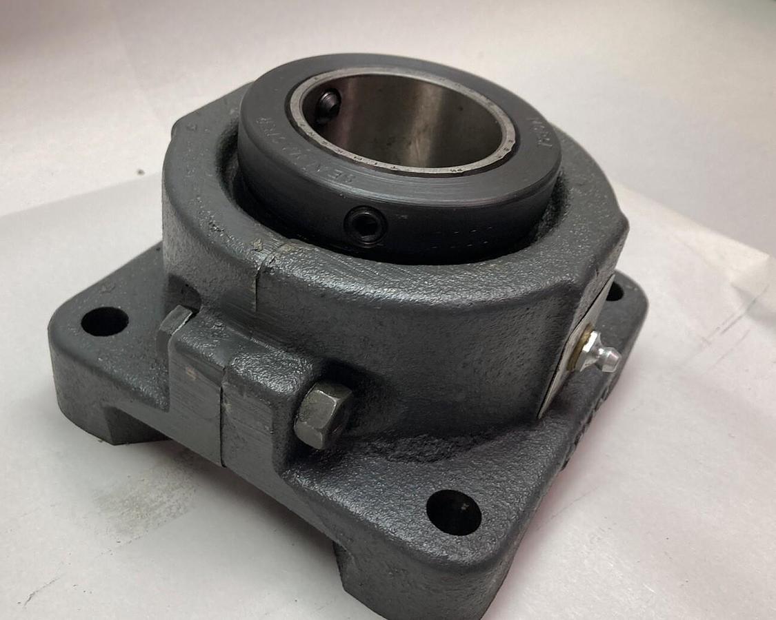 Sealmaster,RFB 200-2,Flange-Mount Roller Bearing Unit