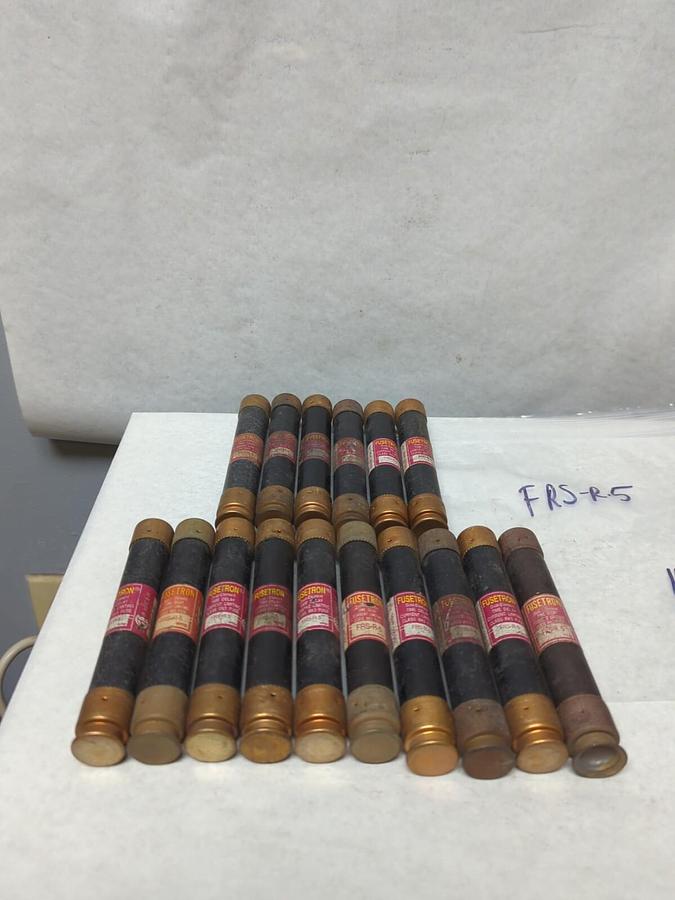Used COOPER BUSSMANN,FRS-R-5,FUSETRON 5 AMP FUSE LOT OF 16 PRE-OWNED