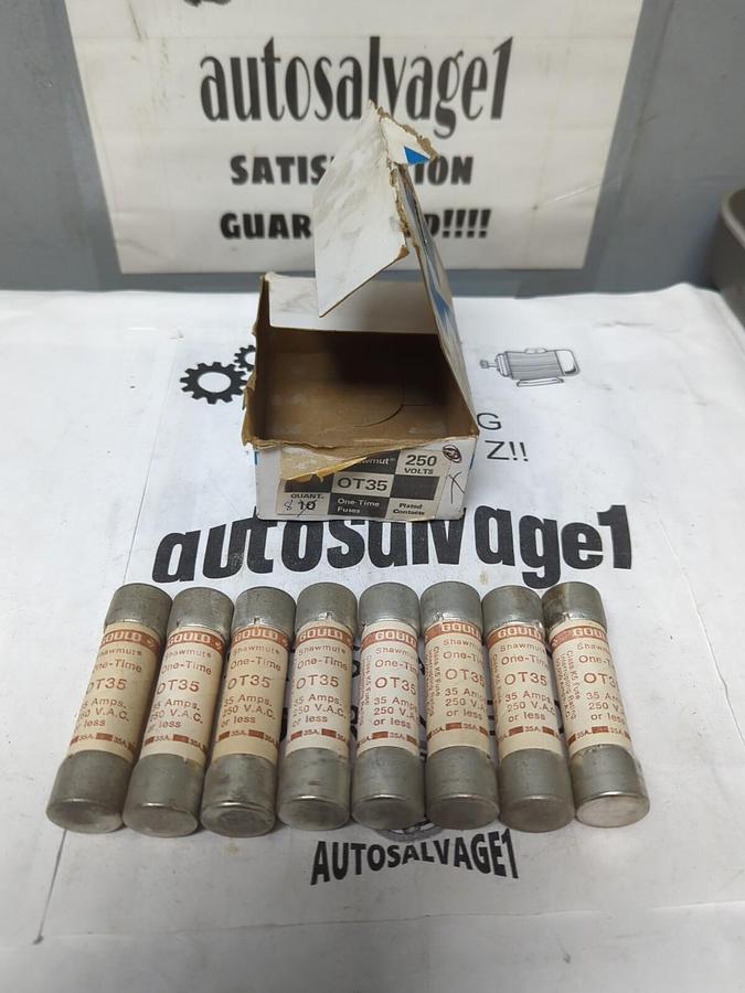 GOULD SHAWMUT,OT35,ONE TIME 35 AMP FUSES LOT OF 8
