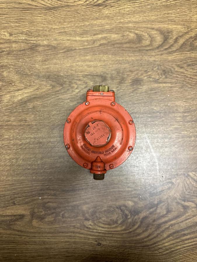 Used FIsher,R922H,Gas Regulator 4-11 PSI