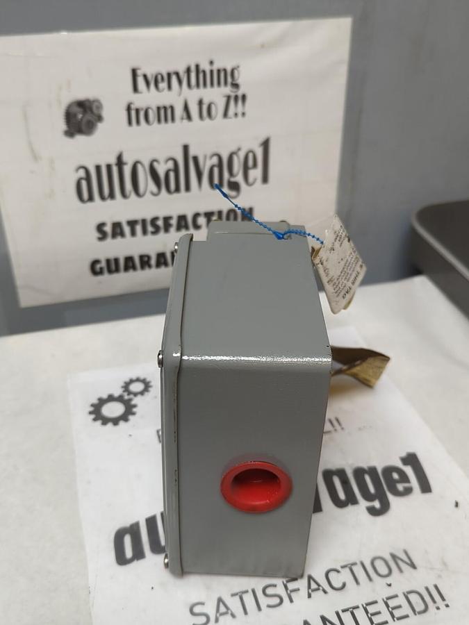 SOR,55V1-AA45-N4-B1A,PRESSURE SWITCH 45-550 PSI NOS