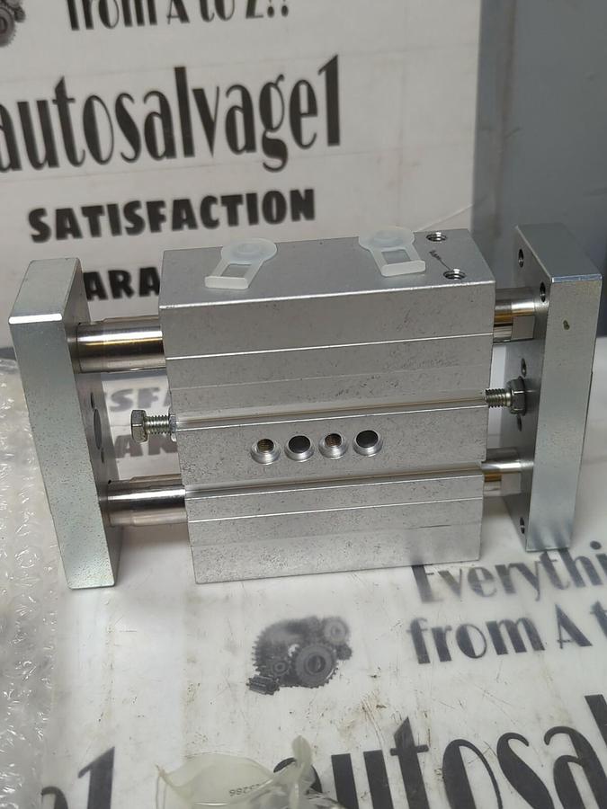 FESTO,DPZJ3210PAS2-SM,DUAL PISTON ROD CYLINDER NO BOX NOS