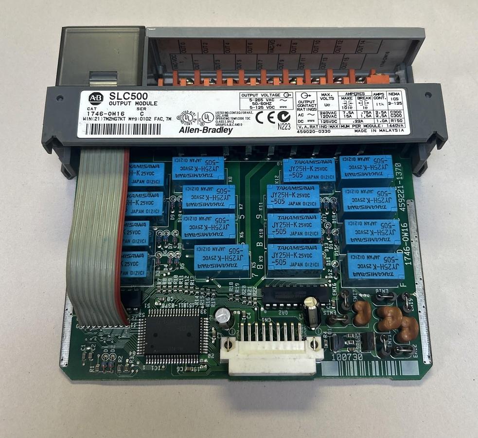 Used ALLEN BRADLEY,1746-OW16,SLC500 OUTPUT MODULE