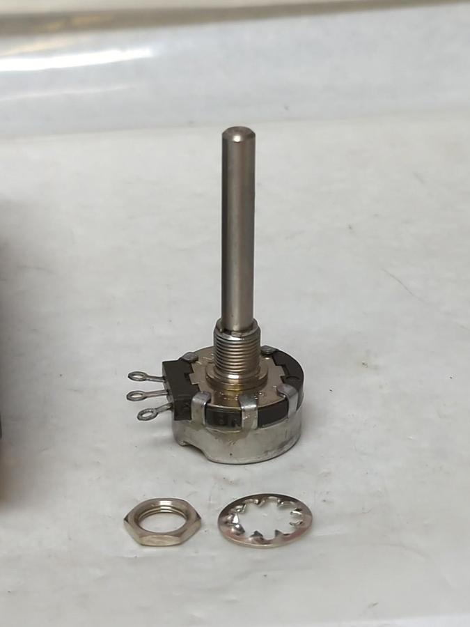 CLAROSTAT,380C-1,POTENTIOMETER 5000 OHMS NOS