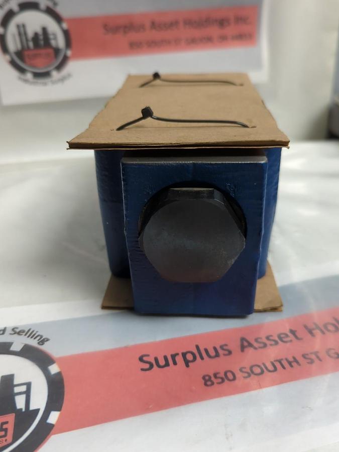 REXROTH,R900328798,HYDRAULIC VALVE Z2S 16A1-51 NOS