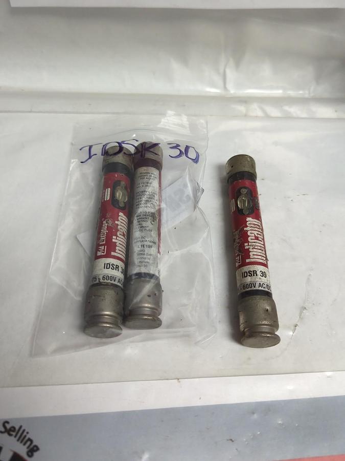 Used LITTELFUSE,IDSR-30,INDICATOR FUSE 30 AMP LOT OF 3 PRE-OWNED