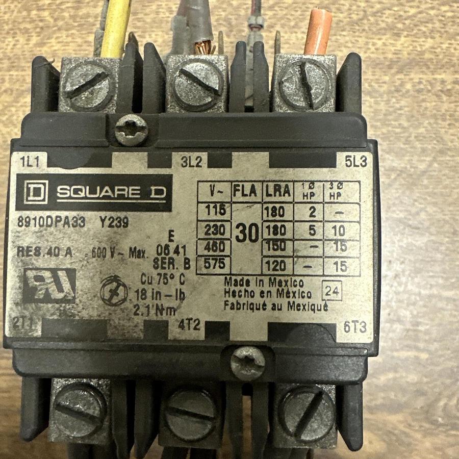 Used Square D,8910DPA33,Contactor