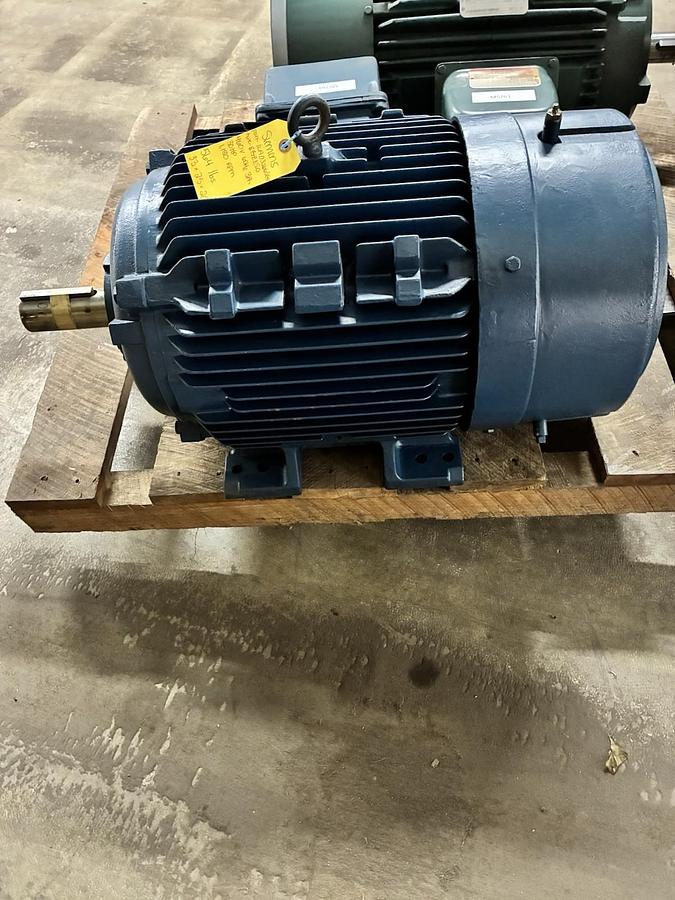 SIEMENS,PE-21 PLUS,RGZESD CHEMICAL DUTY INDUCTION MOTOR 30HP 1180RPM 3PH 326T
