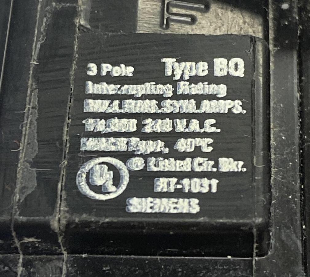 Used SIEMENS,BQ3B030,Circuit Breaker 30 Am 240 Volt 3 Pole