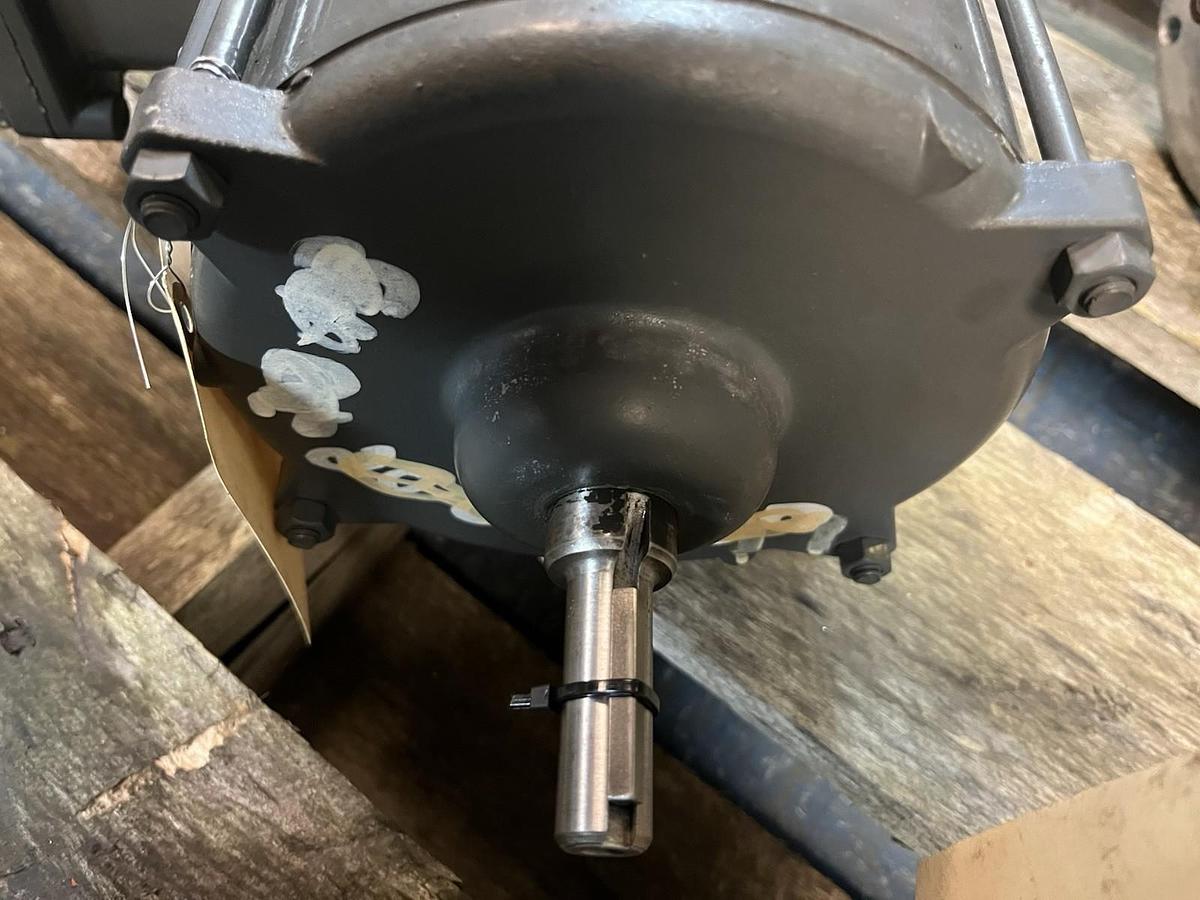 Used BALDOR,M7002A,HAZARDOUS LOC MOTOR 1/3HP 3PH 1725RPM FR 56