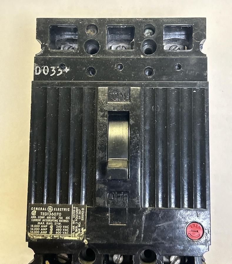 Used GENERAL ELECTRIC,TED136070,CIRCUIT BREAKER 70A 600V 3P