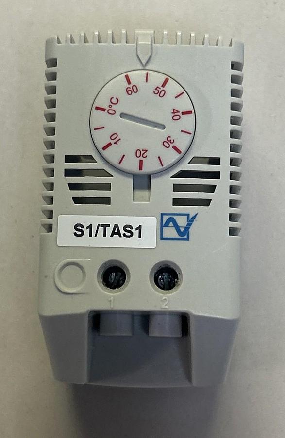 Used PFANNENBERG,FLZ520,TEMPERATURE CONTROLLER THERMOSTAT 240V