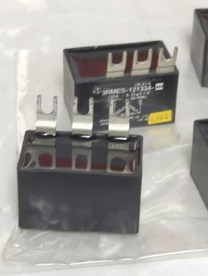 Used OKAYA,3RMES-121334-A0,DELTA RELAY SPARK GENERATOR 120Ω LOT OF 7 PRE-OWNED