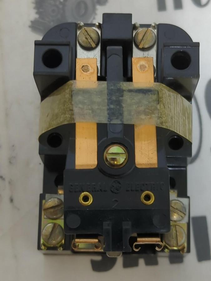 GE,CR2790E100K25,GENERAL PURPOSE RELAY 250/230V DC NEW