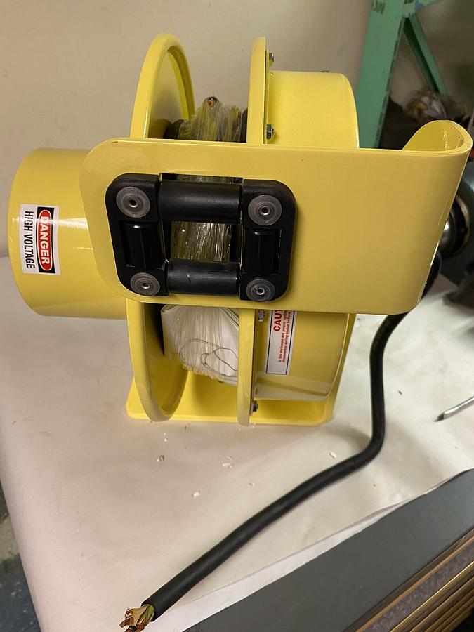 Used CONDUCTIX WAMPLER,142120302011,CABLE REEL 20 FT600V 20A SOW-A 12/3