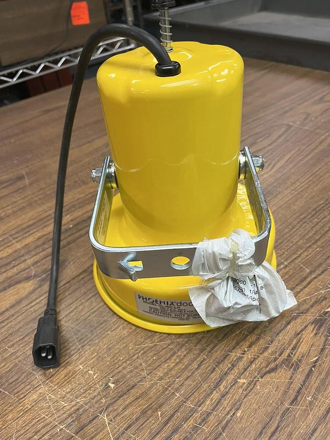 Used PHEONIX,DL-INC-LH,DOCKLITE 250 VAC MAX 10A MISSING GUARD