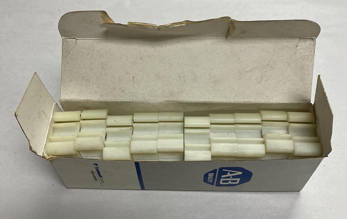 Allen-Bradley,1492-CE9,Series B Terminal Block Lot of 10 NOS