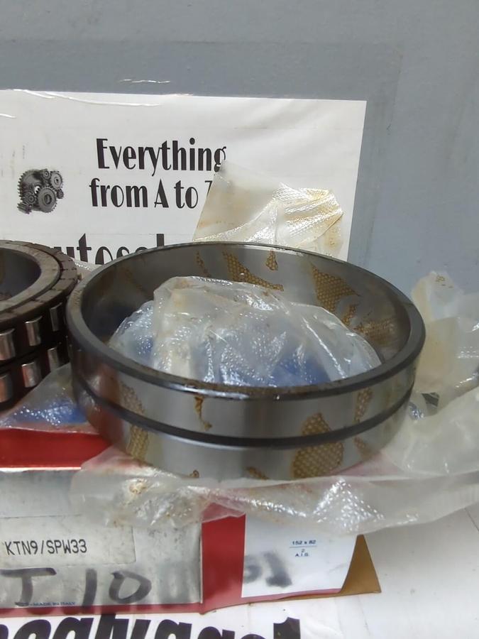 SKF,NN 3020 KTN9/SPW33,PRECISION CYLINDRICAL DOUBLE ROW BEARING 100MMX50MMX37MM