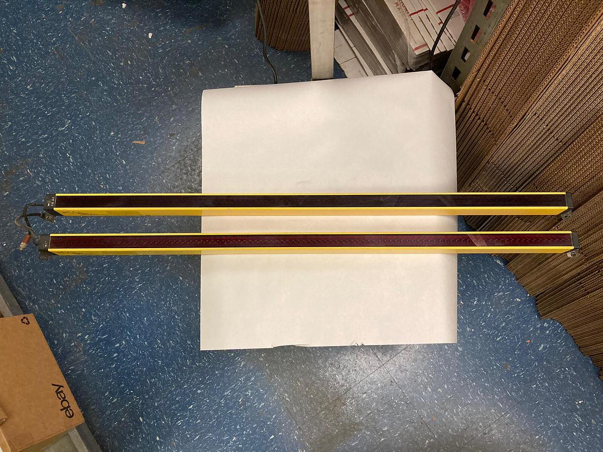 Used STI,MS46SR-30-1045-Q1-R-NC-FP MS46-30-1045-X,Receiver & Transmitter