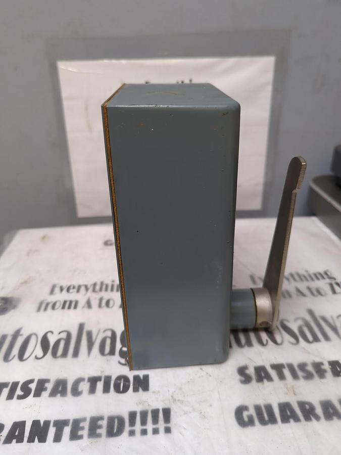 MOORE,72LN315,VALVE POSITIONER MISSING BOX NOS