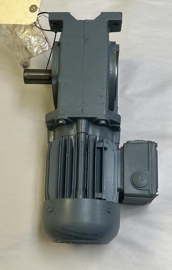 Used BAUER,SG2-21/DK64-163L-AS/V,GEAR MOTOR 0.30KW 1600RPM 460V