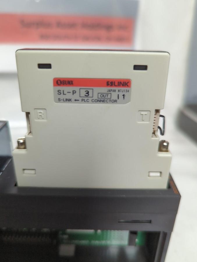 Used MITSUBISHI,A1SY41,OUT PUT MODULE UNIT WITH SUNX SL-P PLC CONNECTOR PRE-OWNED