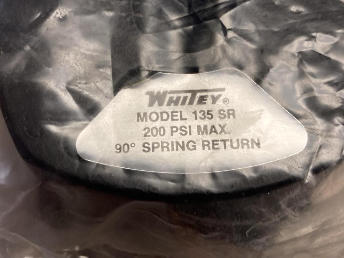 Used Whitey,Model 135 SR,Pneumatic Spring Return Actuator 200 PSI Max