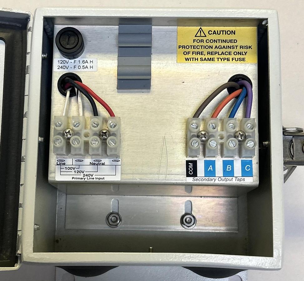 Used PELCO,WCS1-4,SECURITY CAMERA POWER SUPPLY