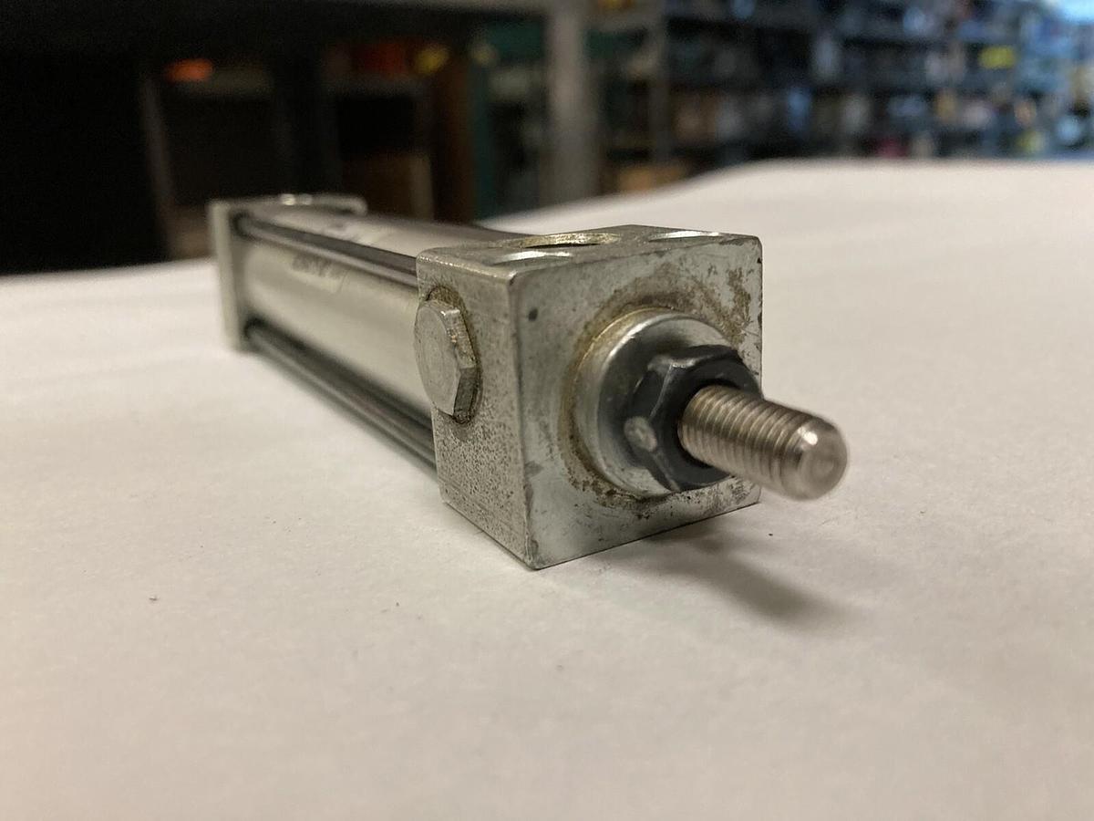 Used PHD,AVR 3/4 x 2 B-M,Pneumatic Air Cylinder