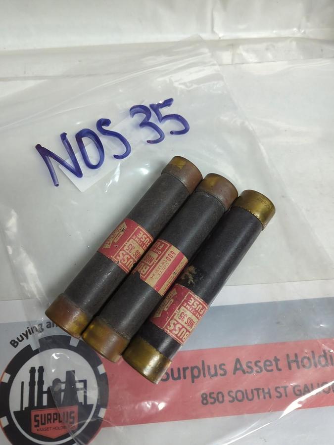 Used COOPER BUSSMANN,NOS35,ONE-TIME 35 AMP FUSE LOT OF 3 PRE-OWNED