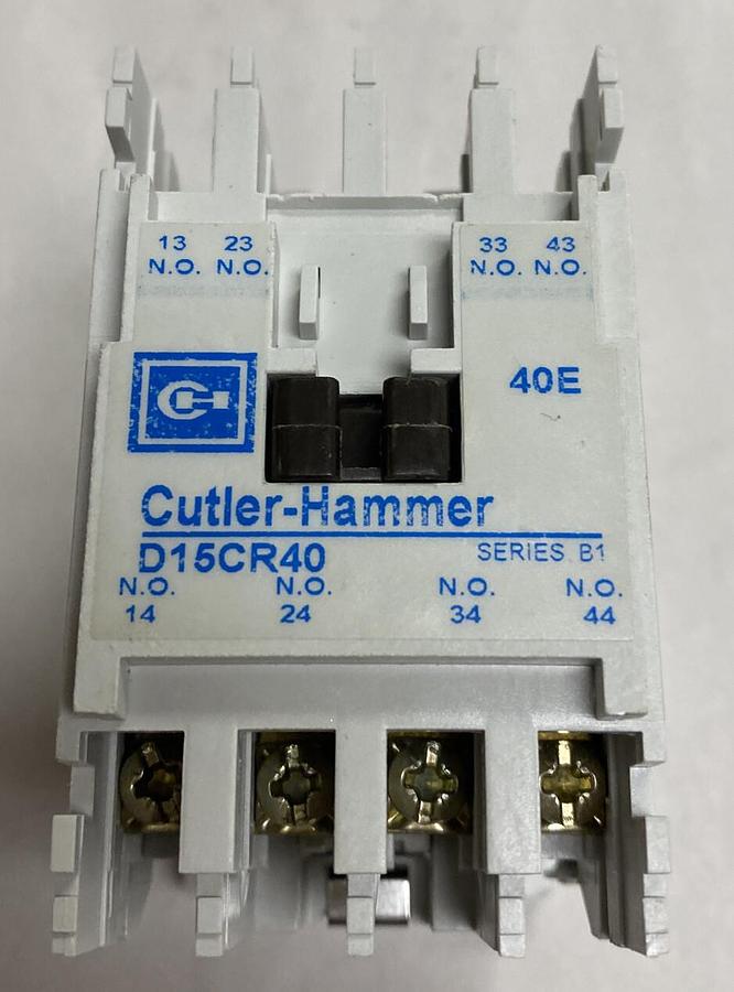 Cutler Hammer,D15CR40AB,Relay 4 Pole 110/120V NEW