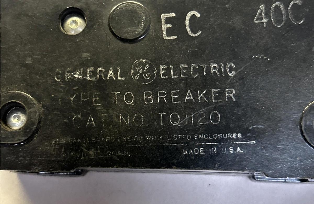 Used GENERAL ELECTRIC,TQL1120,CIRCUIT BREAKER 20A 120/240V 1P LOT OF 7