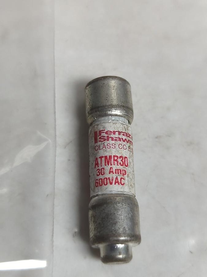 Used FERRAZ SHAWMUT,ATMR30,CLASS CC 30 AMP FUSE LOT OF 7 PRE-OWNED
