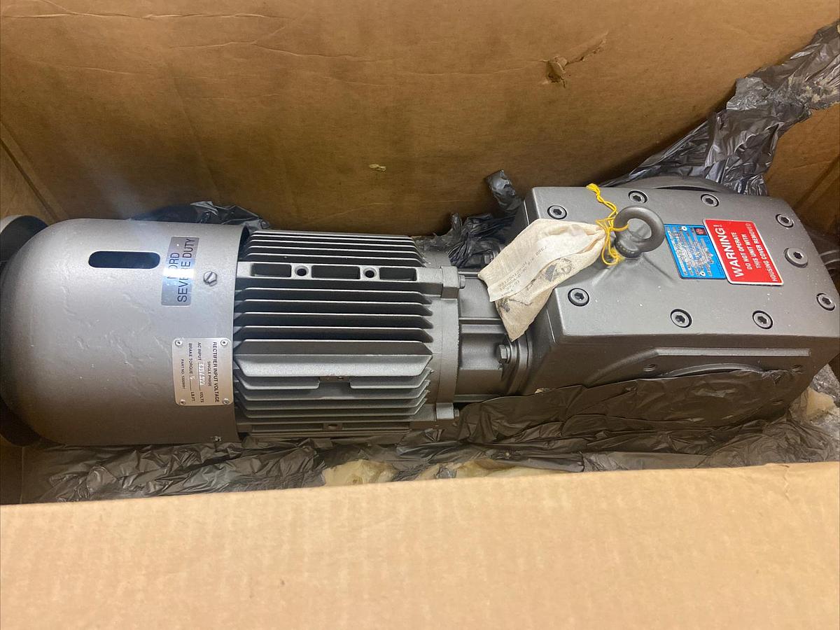 Used Nord ,2080A-D-90 S/6 BRE,Gearmotor Ratio 37.91 10HP 1864 inlb 24RPM NOS