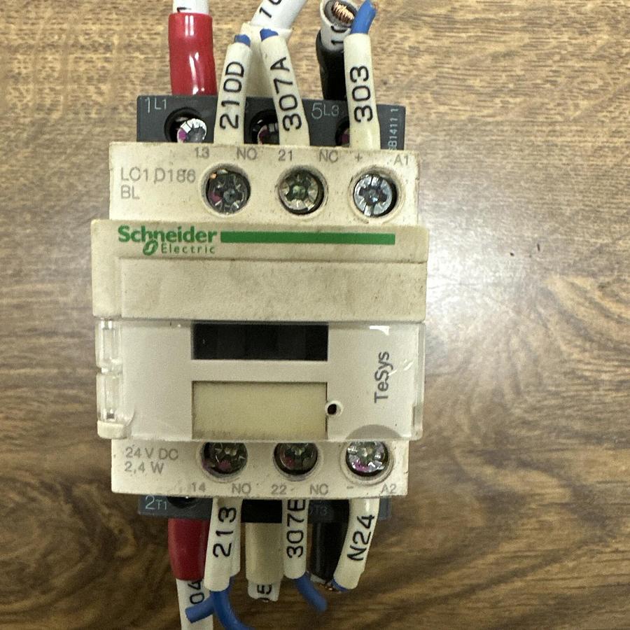 Used Schneider,LC1D186,Contactor