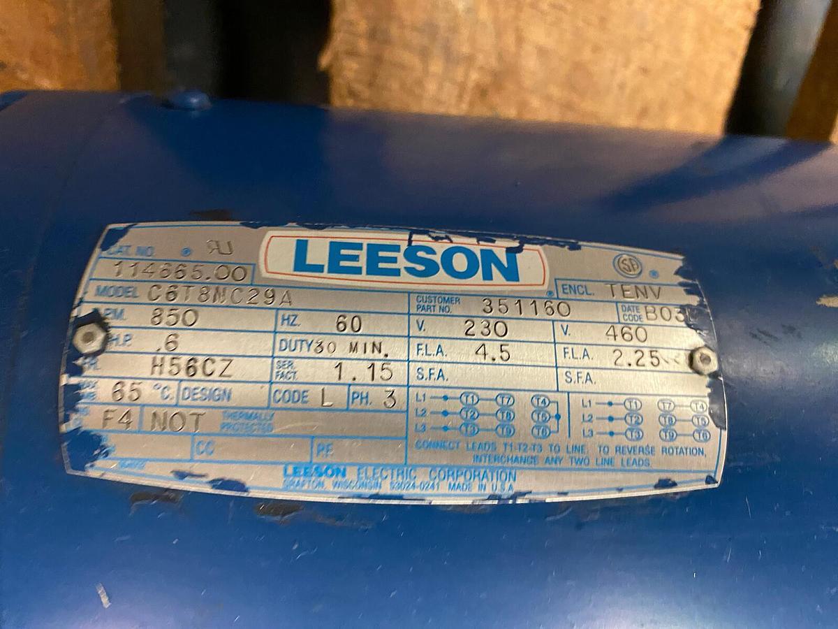 Used CLYDE BERGEMAN,20-084,GEARMOTOR .6HP RATIO 145-005 1-1/2 SHAFT DIA