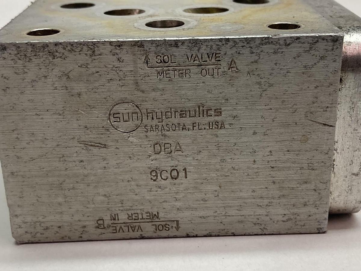 Used Sun Hydraulics,DBA-9C01,Valve Block