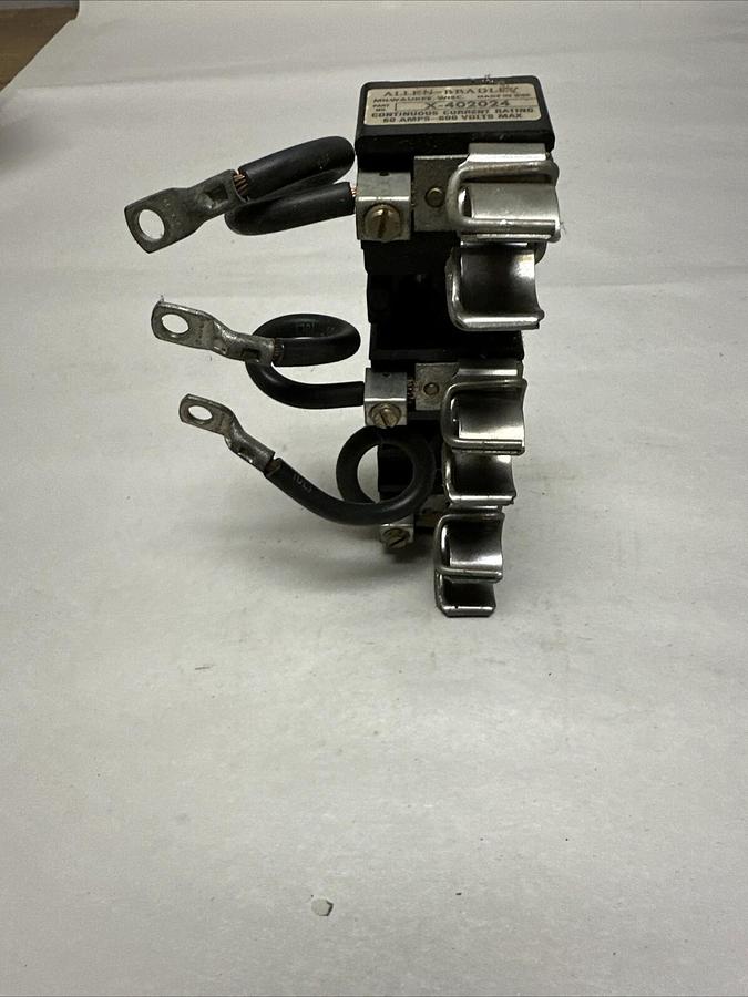 Used Allen-Bradley,X-402024,3 Pole Fuse Block