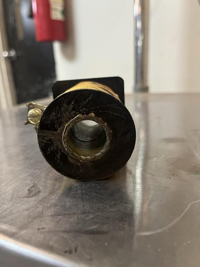 Used GE,1D93G10,SOLENOID COIL