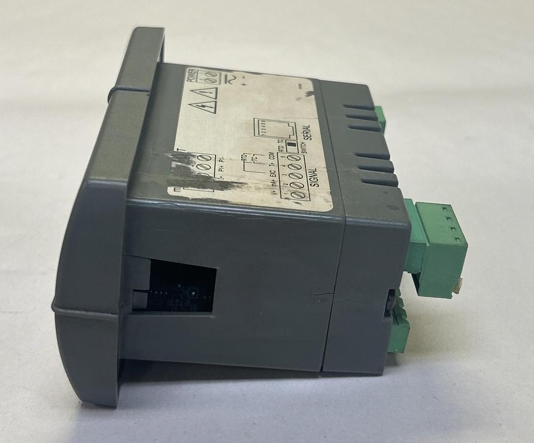 Used PRECISION DIGITAL,PD765-6R3-10,DIGITAL PANEL METER