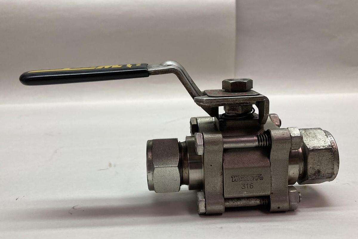 Used Whitey,SS-63TS12,Stainless Steel Ball Valve