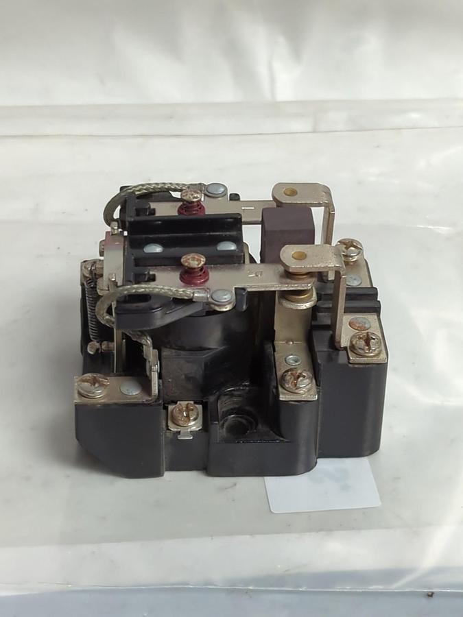 Used ALLEN BRADLEY,700-HG42Z25-6,SERIES B CONTROL RELAY COIL 250VDC PRE-OWNED