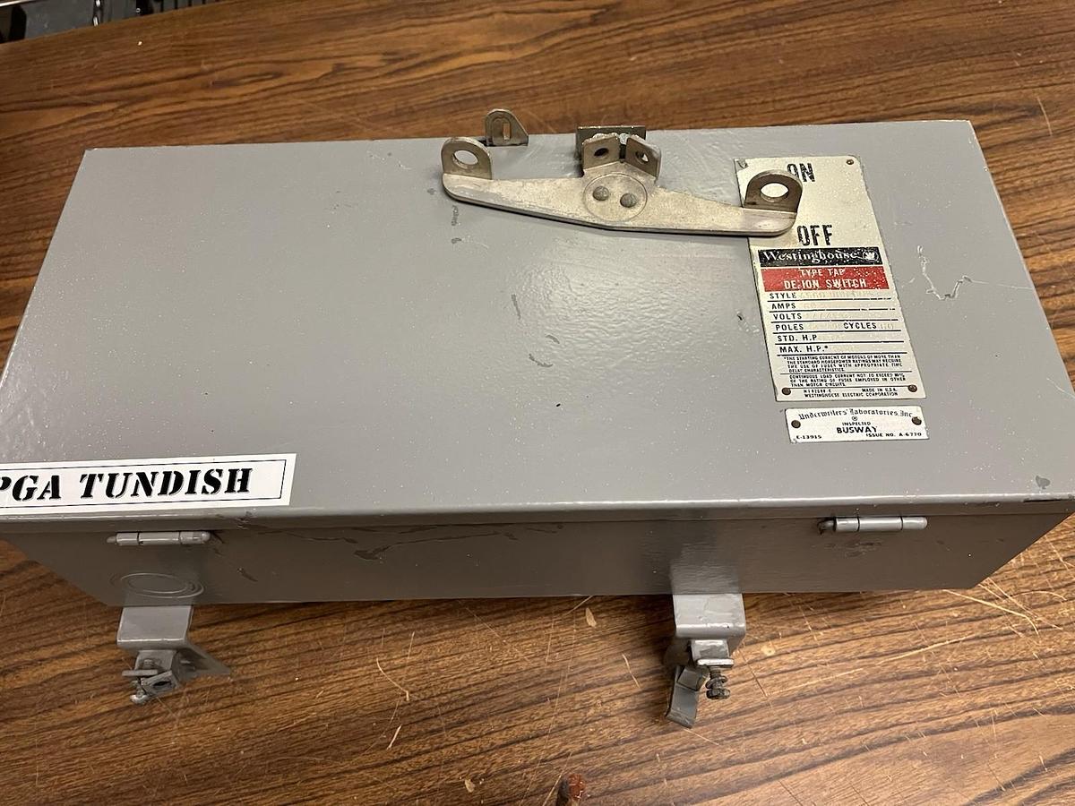 Used Westinghouse,456D-905-G08,TAP DE-ION BUSWAY BUS PLUG 60A 277/480V 3PH