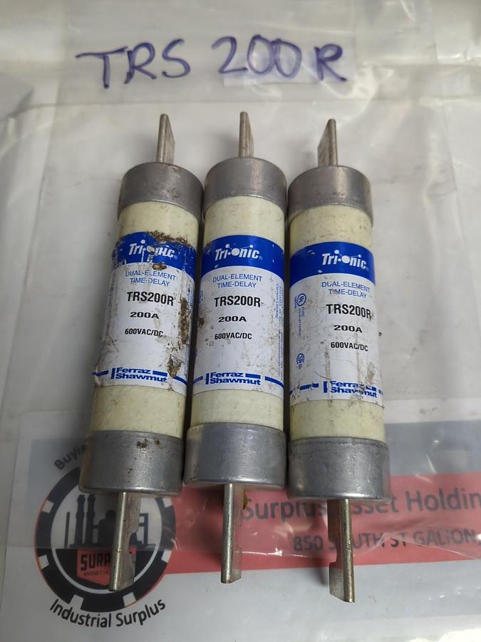 Used FERRAZ SHAWMUT,TRS200R,TRI-ONIC 200 AMP FUSE LOT OF 3 PRE-OWNED