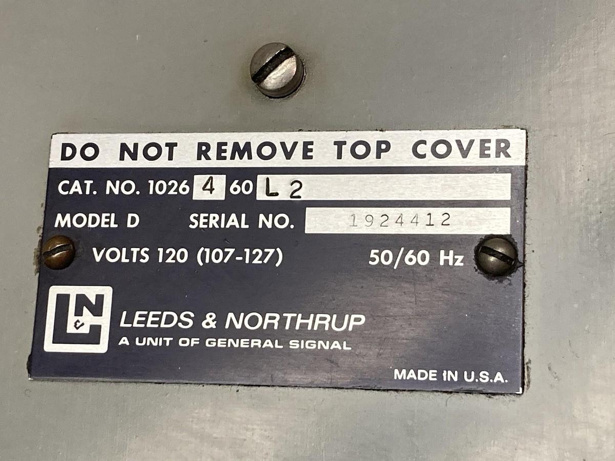 Leeds & Northrup,1026-4-60-L2,High-Torque Actuator Model D 120VAC 50/60Hz