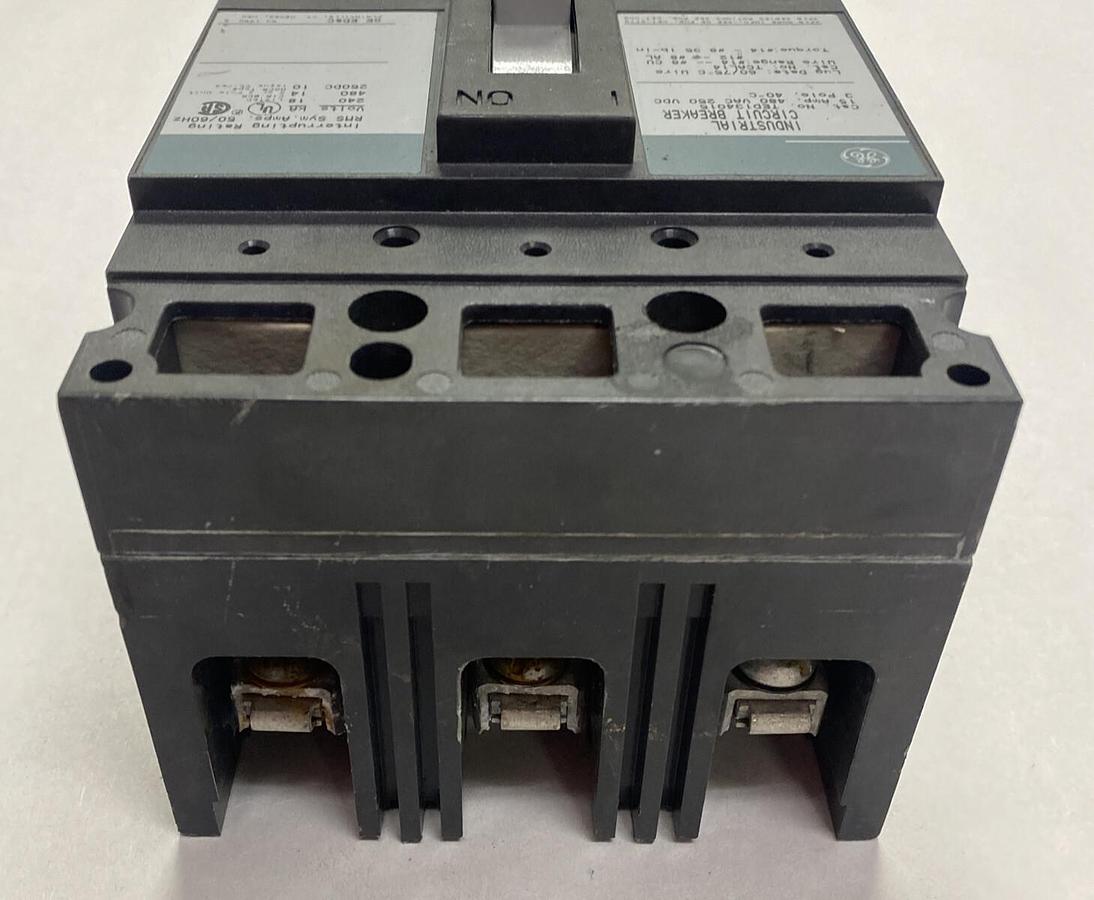 Used GENERAL ELECTRIC,TED134015,CIRCUIT BREAKER 15A 480V 3P