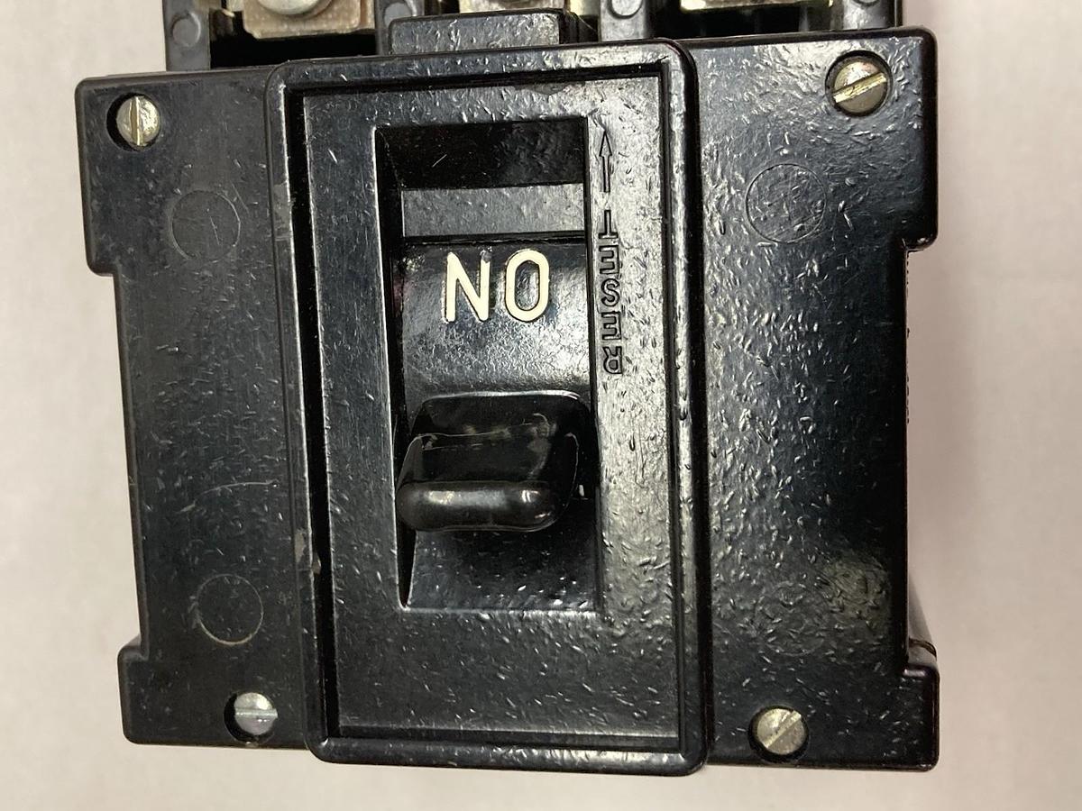 General Electric,CR1062R31B,5 HP Manual Motor Starter 600V Size M-0