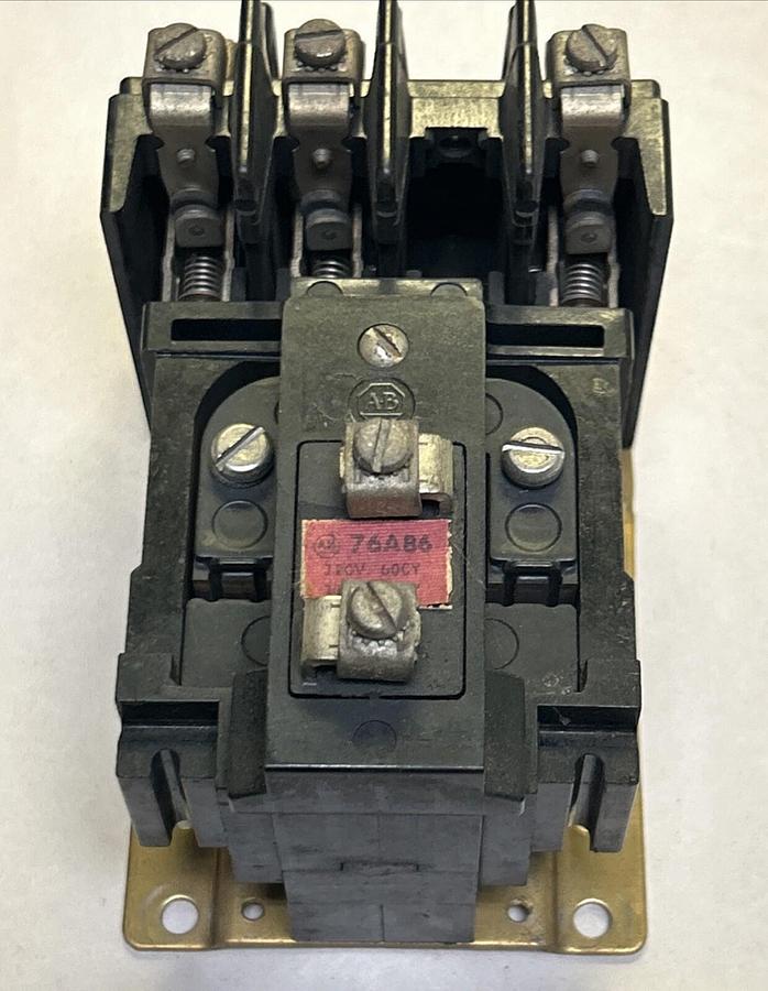 Used ALLEN BRADLEY,700-BR300A1,AC RELAY