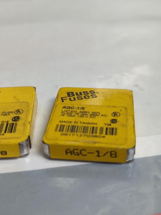 COOPER BUSSMANN,AGC-1/8,MINI 1/8 AMP FUSE LOT OF 25 NOS